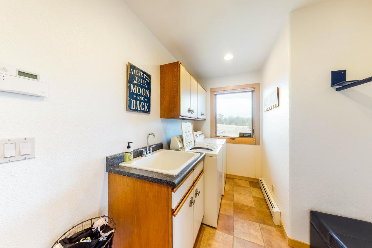 Skyline Ridge Villa Florissant ภายนอก รูปภาพ
